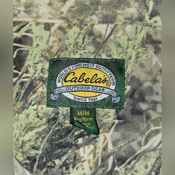 Cabelas Zonz Woodlands Button Down Shirt LS Camo Regular Fit Flap Pockets Mens M - Picture 4 of 12